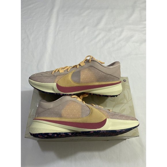 New Mens Size 14 Fossil Stone Nike Zoom Freak 5 Basketball Shoes DX4985 200 main image 9
